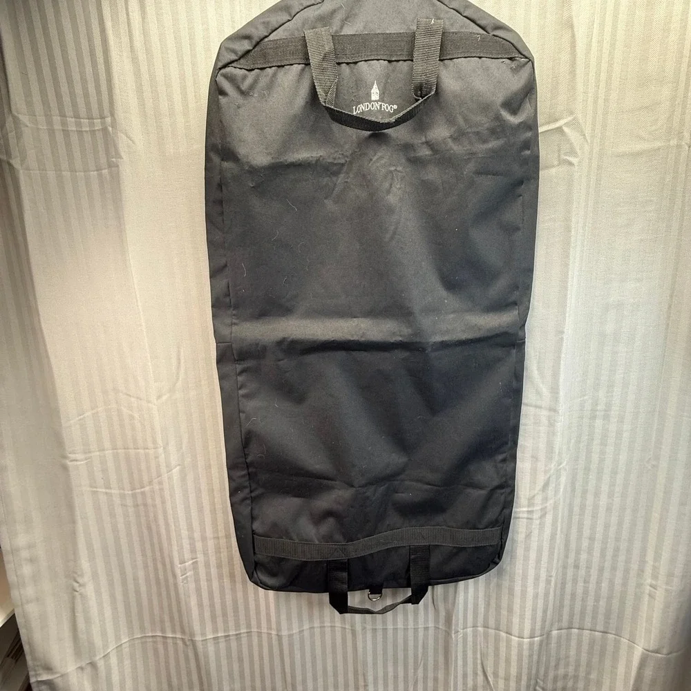 London Fog -‎ Canvas Lightweight Garment Bag / Hanging Clothes black